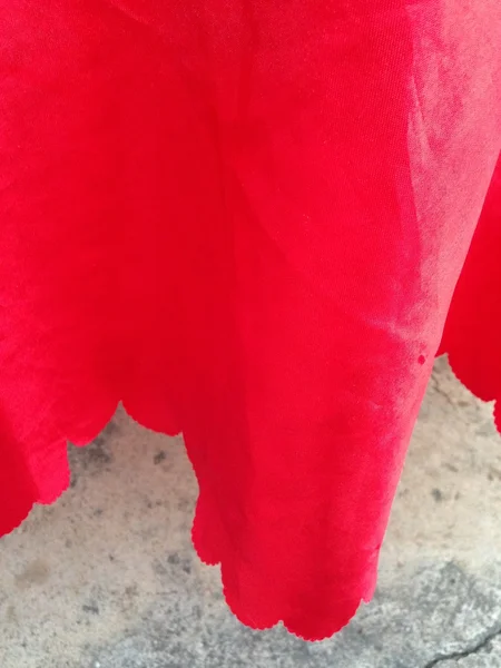 Kırmızı masa örtüsü duvar kağıdı