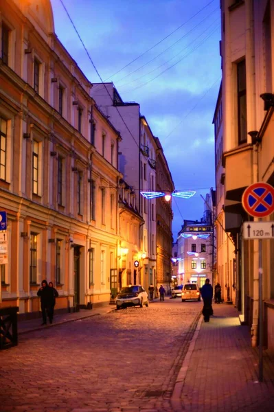 Walk Streets Old Historical Part New Year Eve Evening Riga12 — стоковое фото