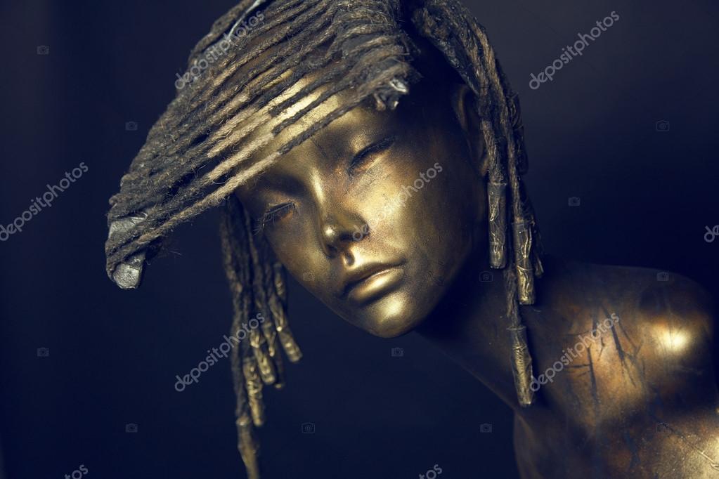 Mannequin girl with headwear — Stock Photo © FREE0NE 43401431