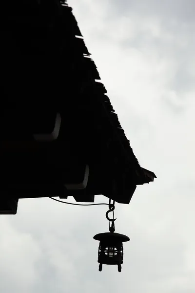 Традиционный азиатский фонарь — стоковое фото