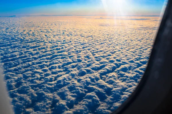 View Plane Window Rising Sun Blanket Clouds Copy Space — Zdjęcie stockowe