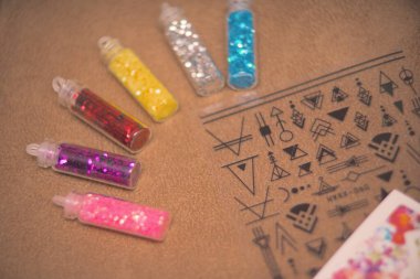 manikür için aksesuarlar ve araçlar