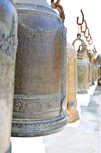 Sinos no templo do budismo, Tailândia — Fotografia de Stock
