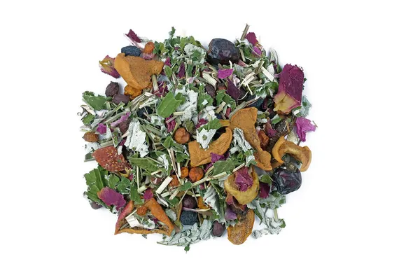 香草茶 苹果片和干覆盆子 白色背景 顶部视图 干覆盆子叶 玫瑰花瓣 用于制作芳香健康的茶 天然自制茶 — 图库照片