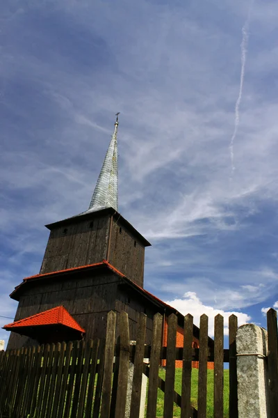 Una chiesa di legno — Foto Stock