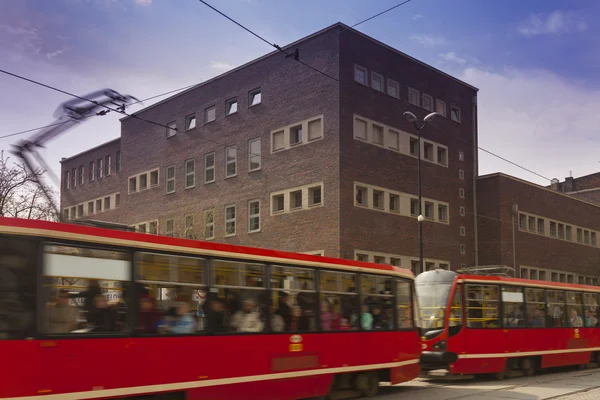 Polonia, Alta Slesia, Zabrze, Edificio del bagno pubblico, Tram — Foto Stock