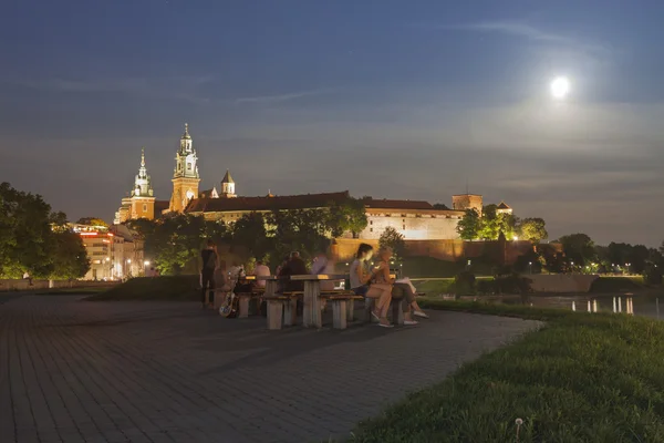 Poland, Krakow, Wawel Royal Castle Lit-up, summer, moonlit — Stock Photo, Image