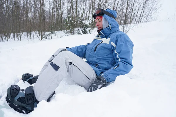 Guy Snowboard Resting Sitting Snow —  Fotos de Stock