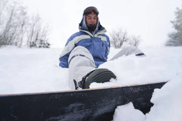Birikintisinin Içinde Kar Kayağı Botu — Stok fotoğraf