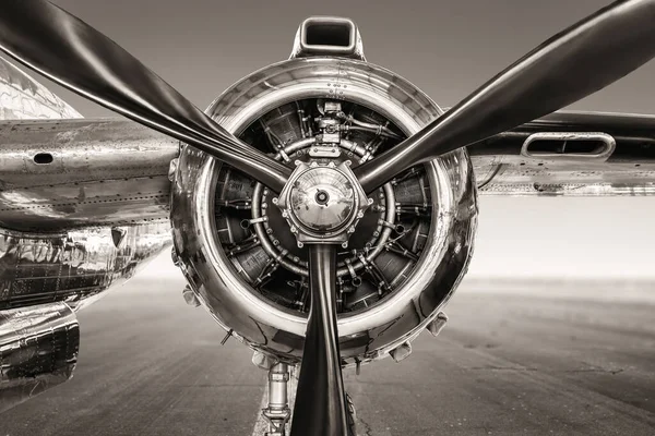 Propeller Historical Aircraft — Stock Photo, Image