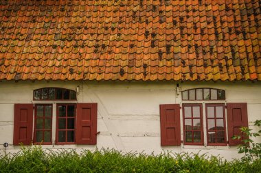 Kırsal bölgedeki eski mimari. 