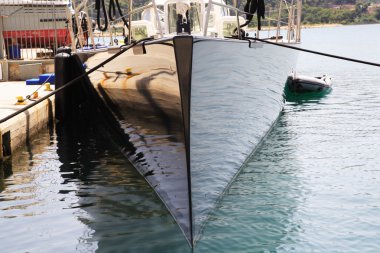 Modern boat clipart