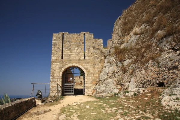 Eingang zur Burg von Ayios Georgios Stockbild