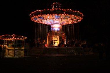 sabit merry go round