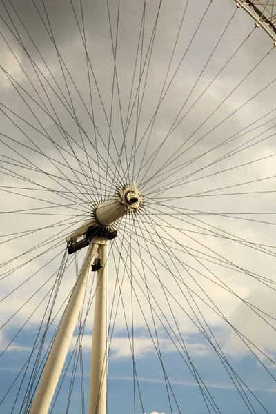 The spokes of The London Eye — Stock Photo, Image