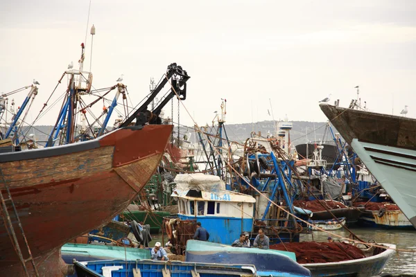 Busy boat yard — Stock Photo, Image