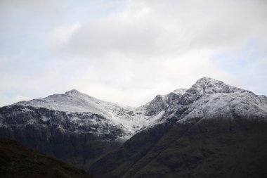 glencoe Dağları kar maskeli