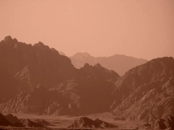 Красные холмы Египта — стоковое фото