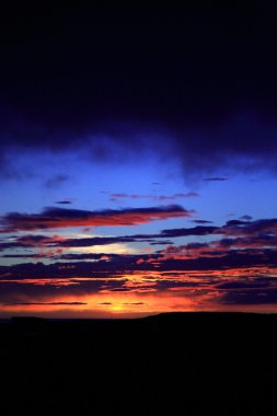 şaşırtıcı İzlandalı günbatımı