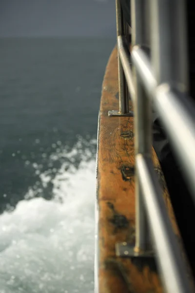 海の中のボート — ストック写真