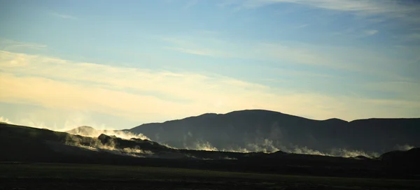 Cottura a vapore paesaggio islandese — Foto Stock