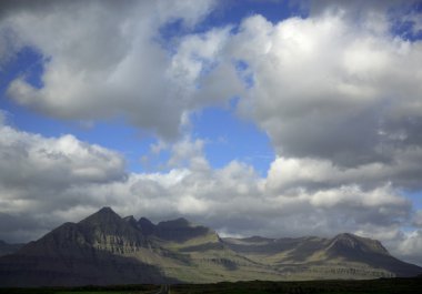 çarpıcı Dağ Manzaralı