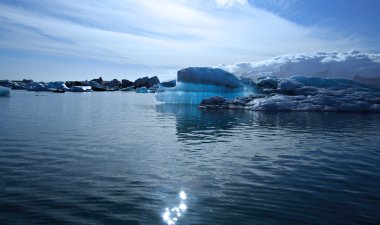 güzel mavi buzdağı