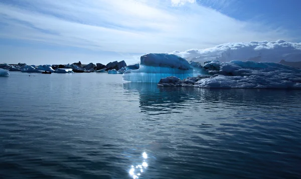 güzel mavi buzdağı