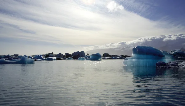 Icebergs ao entardecer — Fotografia de Stock