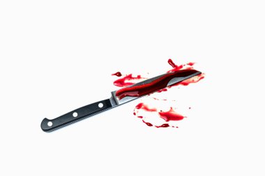 Beyaz arka planda kan olan bıçak. Bıçaklı kanlı arka plan - kavramsal fotoğraf.
