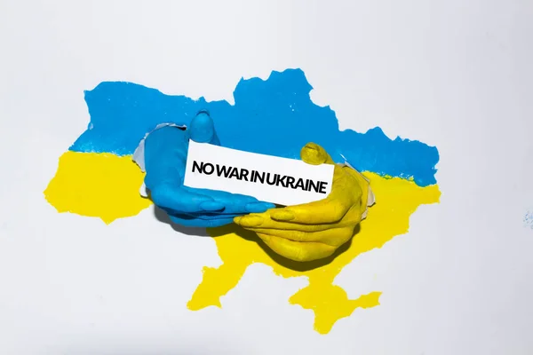 Weibliche Hände Farbe Mit Der Flagge Der Ukraine Bemalt Zeichenkarte — Stockfoto