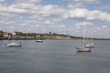 Castillo de San Marcos, Amerika Birleşik Devletleri 'nin St. Augustine, Florida eyaletinin Matanzas Körfezi' nin batı kıyısındaki en eski taş kale..