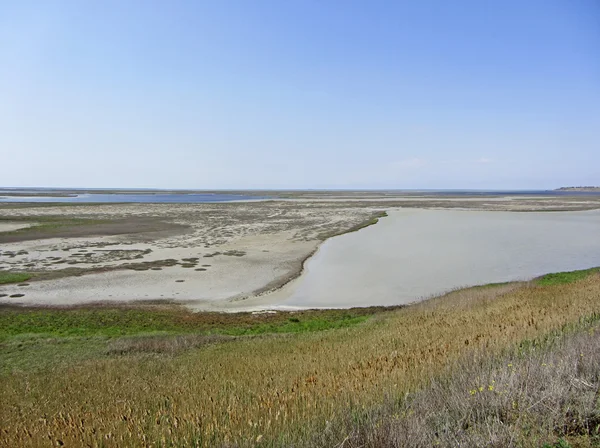 Landschaft in der Nähe des Meeres — Stockfoto