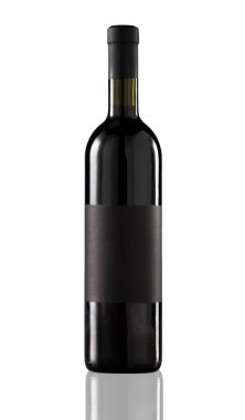 Kırmızı şarap şişesi beyaza izole edilmiş..