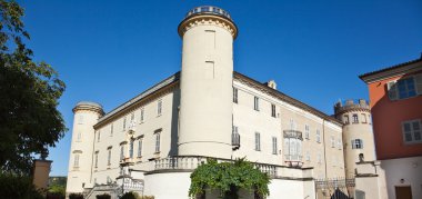 Costigliole d ' asti (piedmont, İtalya): kale.