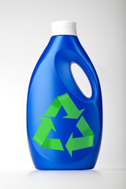 Beyaz ile sembol geri dönüşüm plastik şişe