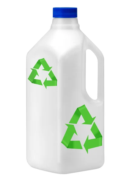 Plastikflasche auf weiß mit Recycling-Symbol. — Stockfoto