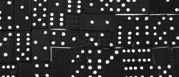 Czarne Domino sztuk — Zdjęcie stockowe