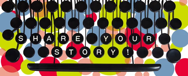 Podziel się swoją historią! na stara klawiatura — Zdjęcie stockowe