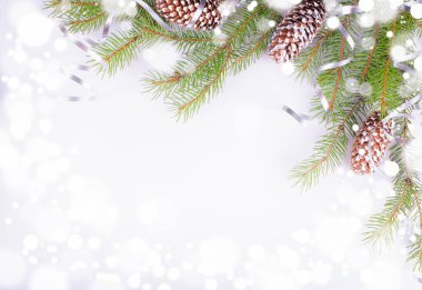 Noel tebrik kartı. Beyaz Parlak Tatil Arkaplanında Konili Fiat Şubesi