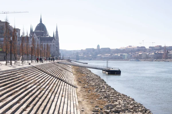 Avrupa, Parlamento Bdapest 'i inşa ediyor. Kartpostal, Tuna seti