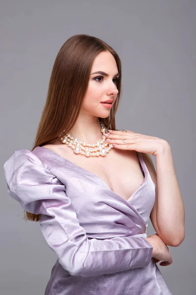 Studio Portrait Young Girl Pearl Necklace Gray Background Place Advertising — 图库照片