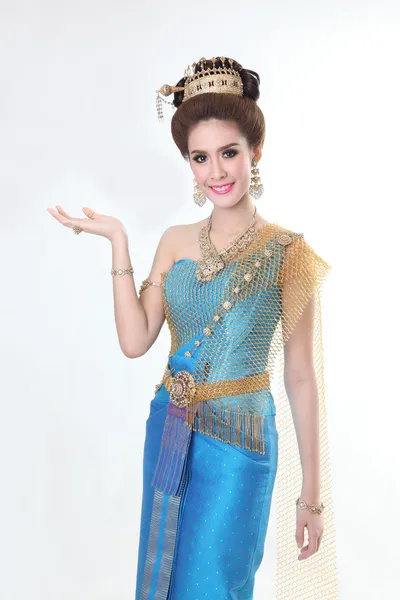 Elegancki moda kobieta Azji z kreatywnych chignon fryzury i na sobie niebieski strój tajski — Zdjęcie stockowe