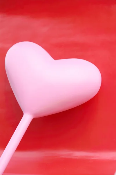 Украшение в форме сердца на день Святого Валентина — стоковое фото