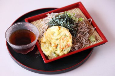 Zaru soba