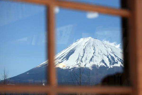 View of mount fuji window reflection — Stock Photo, Image