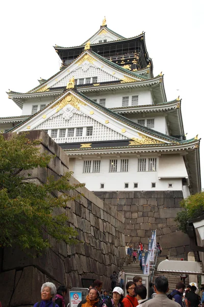 La tour principale du château d'Osaka — Photo