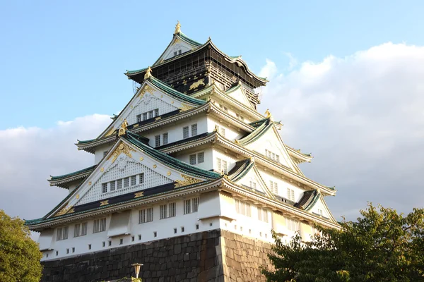 La torre principal del Castillo de Osaka — Foto de Stock