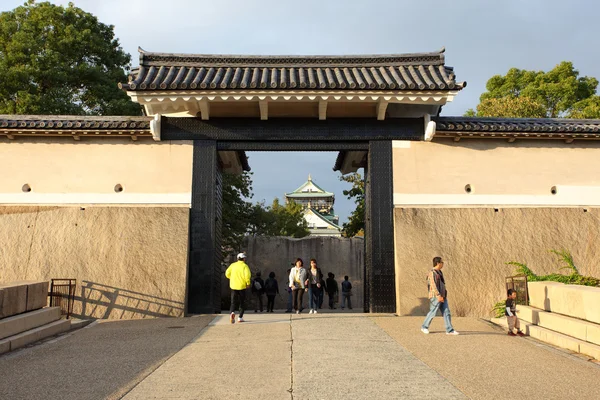 Entrée principale au château d'Osaka — Photo