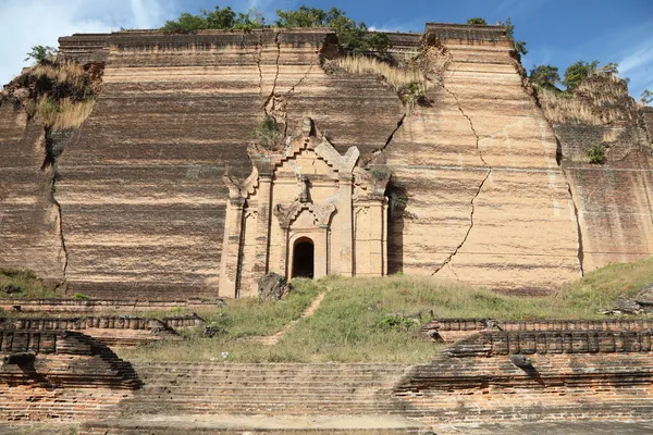 Detail of Ruined Mingun pagoda — Stock Photo, Image